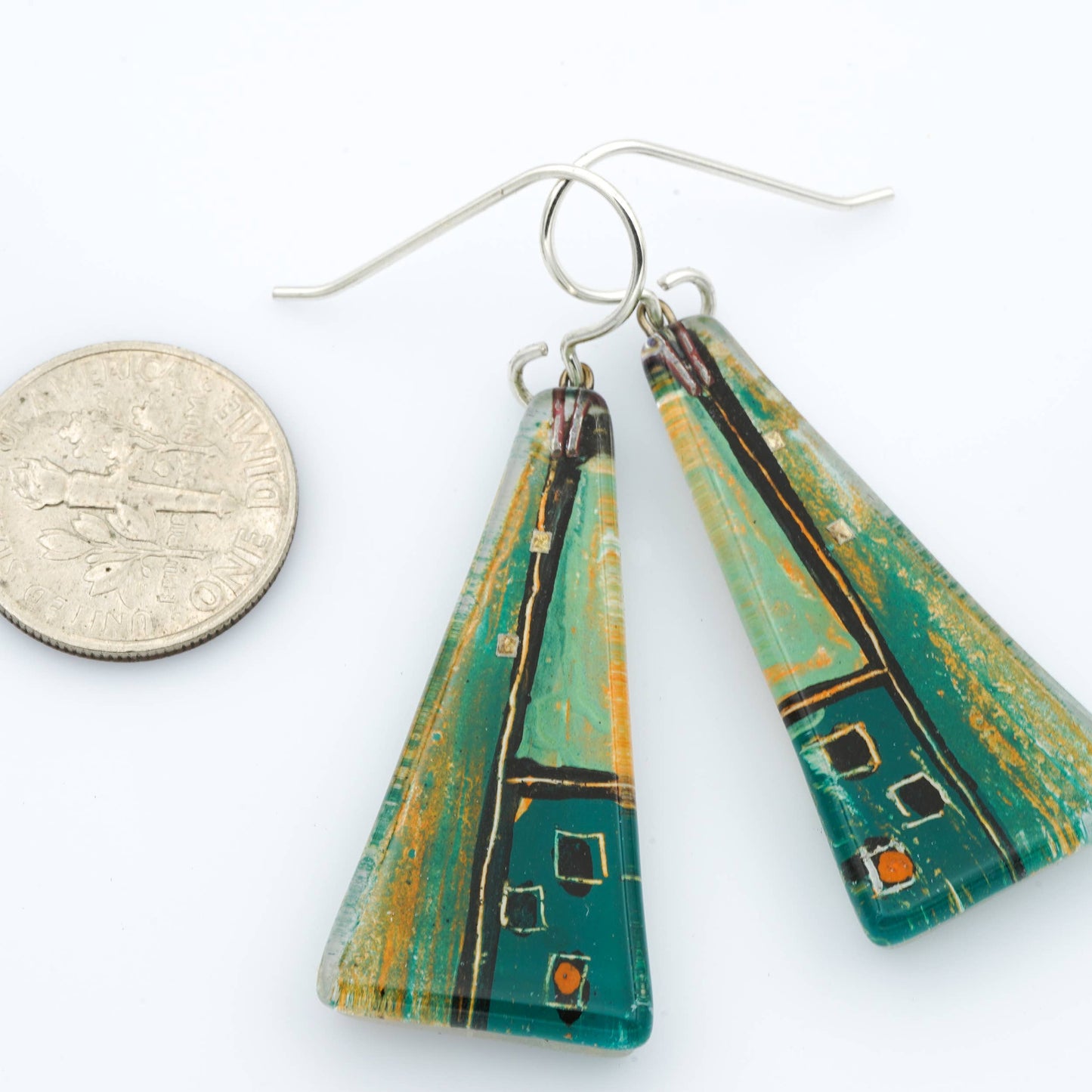 Triangle Earrings - Grünhaus