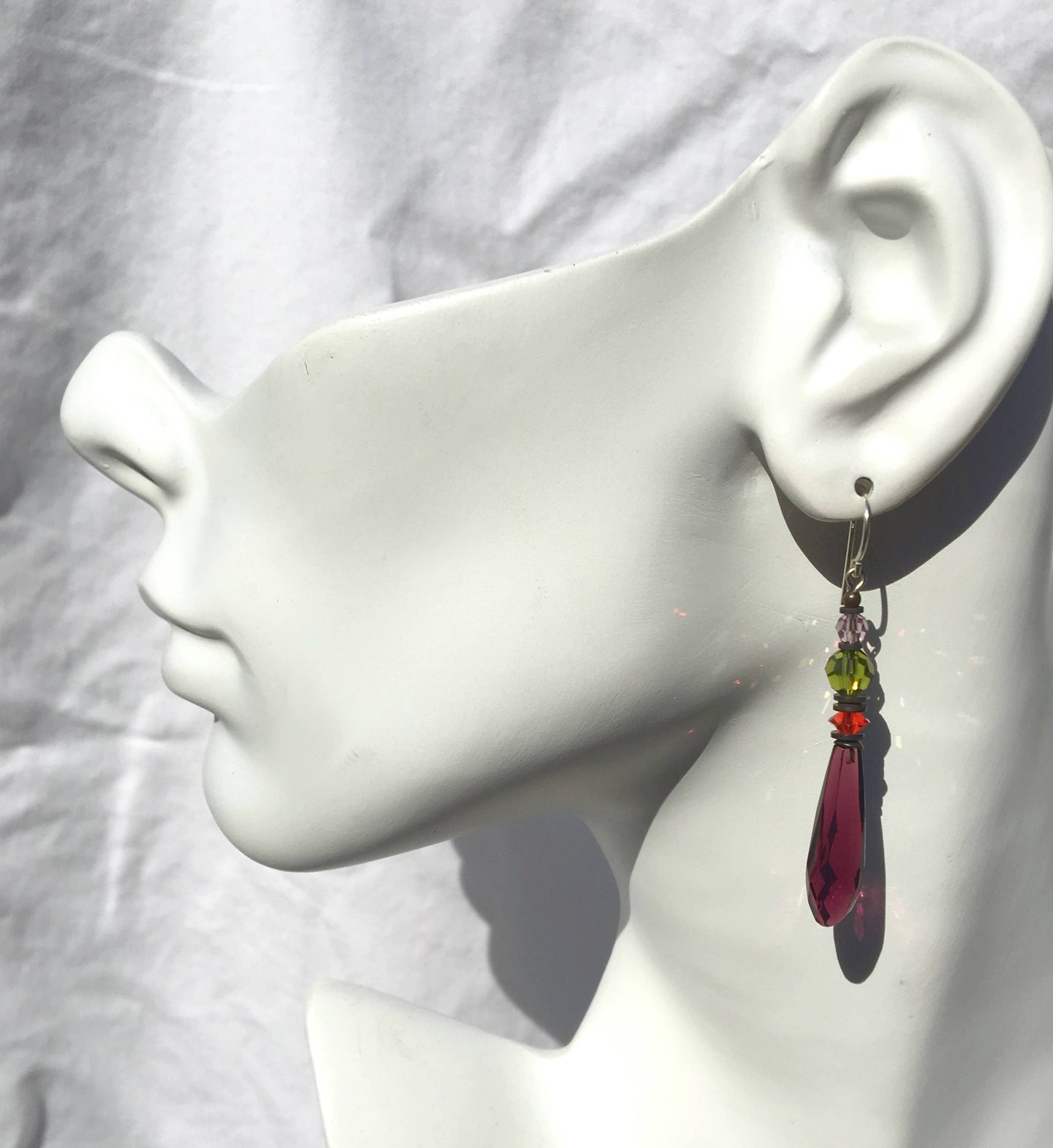 Opera Prism Earrings in Dark Magenta
